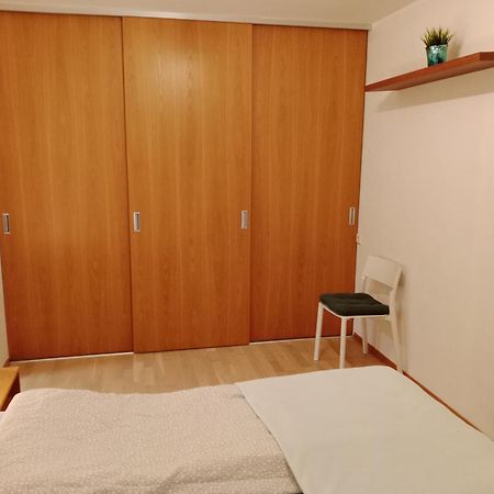 City Center Raua Apartment With Balcony Reval Esterno foto
